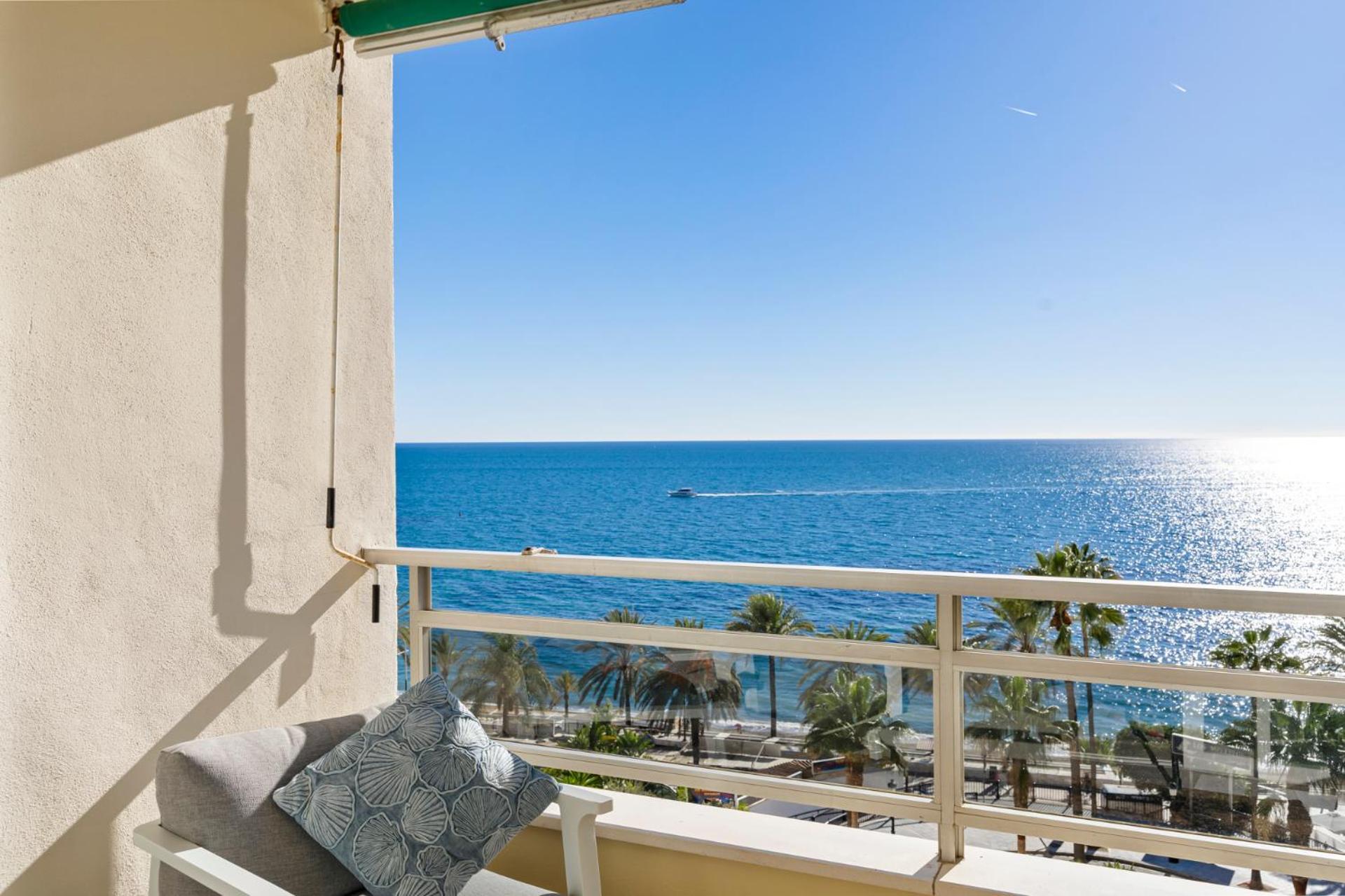 Beach Front Apartment With Pool Marbellac Extérieur photo